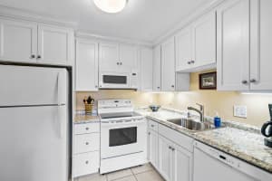 87 Valencia D, Delray Beach, FL 33446 Sold 02/24/25