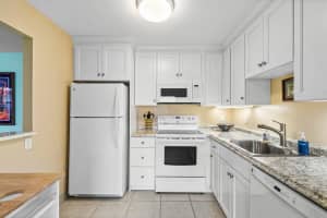 87 Valencia D, Delray Beach, FL 33446 Sold 02/24/25