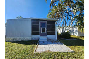 16 E Caribbean, Port Saint Lucie, FL 34952 Sold 08/06/25