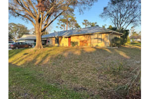 5412 Shannon Drive, Fort Pierce, FL 34951 Sold 02/20/25