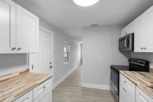 2915 Avenue Avenue N, Riviera Beach, FL 33404 Sold 04/25/25