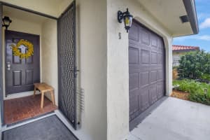 5 Bethesda Park Circle B5, Boynton Beach, FL 33435 Sold 02/19/25