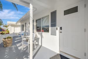 1512 SW 21 St Street, Boynton Beach, FL 33426 Sold 04/10/25