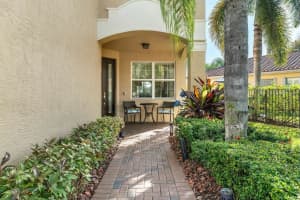 8340 Calabria Lakes Drive, Boynton Beach, FL 33473 Sold 03/27/25