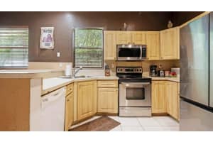 4532 SW 18th Street, West Park, FL 33023 Sold 02/24/25