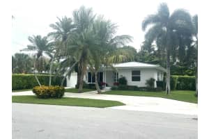 329 Andrews Avenue, Delray Beach, FL 33483 Sold 01/24/25