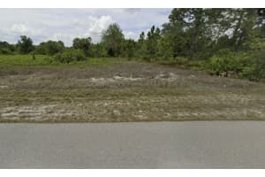 656 Valley Avenue S, Lehigh Acres, FL 33974 Sold 02/20/25