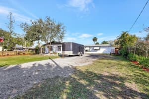 4580 Elm Avenue, Fort Pierce, FL 34982 Sold 08/11/25