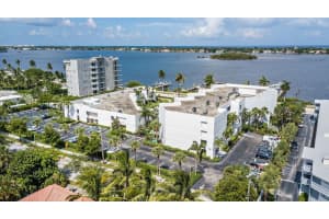 3701 S Flagler Drive B401, West Palm Beach, FL 33405 Sold 07/01/25