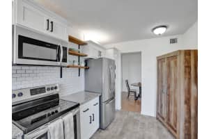 3959 Via Poinciana 502, Lake Worth, FL 33467 Sold 03/17/25