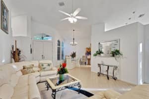 12780 Oak Knoll Drive, Palm Beach Gardens, FL 33418 Sold 03/10/25