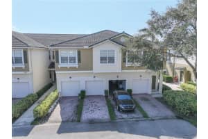 1560 SE Hampshire Way 104, Stuart, FL 34994 Sold 05/15/25