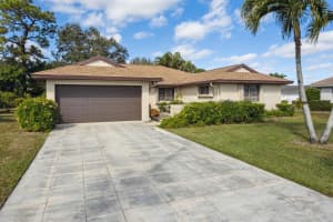 10733 Green Trail Drive S, Boynton Beach, FL 33436 Sold 04/01/25