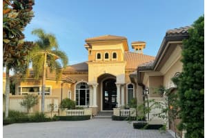 135 Playa Rienta Way, Palm Beach Gardens, FL 33418 Sold 08/22/25