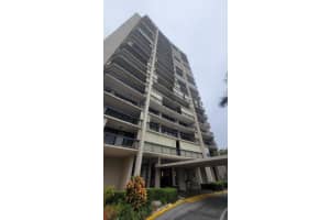 2425 Presidential Way 402, West Palm Beach