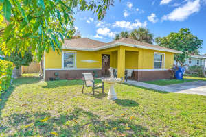 1555 W 17th Street, Riviera Beach, FL 33404 Sold 04/28/25
