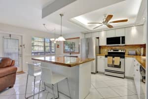 2004 Ventnor G, Deerfield Beach, FL 33442 Sold 04/02/25