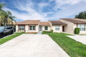 216 Palmetto Court, Jupiter, FL 33458 Sold 02/21/25