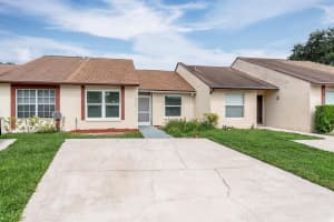 216 Palmetto Court, Jupiter, FL 33458 Sold 02/21/25