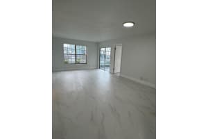 5500 Tamberlane Circle 105, Palm Beach Gardens, FL 33418 Sold 08/20/25