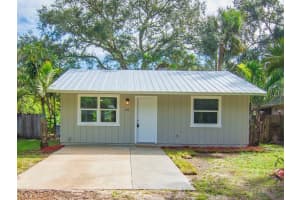 36 46th Court, Vero Beach, FL 32968 Sold 04/29/25