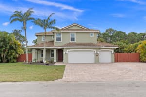 236 NE Abaca Way, Jensen Beach, FL 34957 Sold 02/28/25