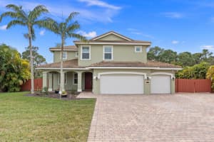 236 NE Abaca Way, Jensen Beach, FL 34957 Sold 02/28/25