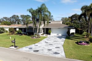 13650 Crosspointe Drive, Palm Beach Gardens, FL 33418 Sold 04/30/25