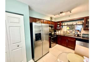 14425 Strathmore Lane 302, Delray Beach, FL 33446 Sold 11/13/25