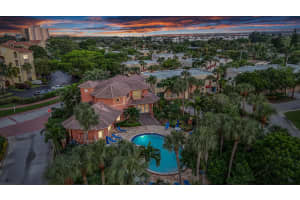 66 Uno Lago Drive, Juno Beach, FL 33408 Sold 06/30/25
