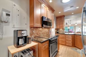 3646 English Road B, Lake Worth, FL 33467 Sold 03/10/25