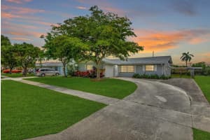 4098 Sussex Avenue, Lake Worth, FL 33461 Sold 02/26/25
