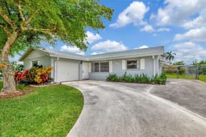 4098 Sussex Avenue, Lake Worth, FL 33461 Sold 02/26/25