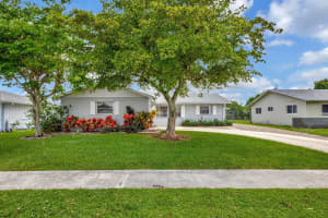 4098 Sussex Avenue, Lake Worth, FL 33461 Sold 02/26/25