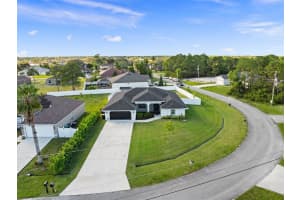 5235 NW Aljo Circle, Port Saint Lucie, FL 34986 Sold 04/29/25