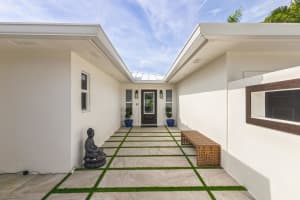 226 Bamboo Lane, Singer Island, FL 33404 Sold 05/29/25