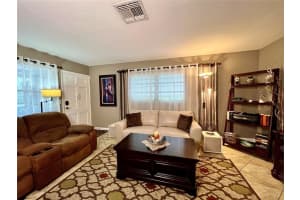 160 NE 8th Avenue 1b, Hallandale Beach, FL 33009 - MLS#R11052783
