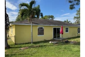 3983 SW Helmlinger Street, Port Saint Lucie, FL 34953 Sold 04/04/25