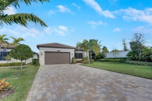 9223 Mountain Pine Grove, Boynton Beach, FL 33473 Sold 05/15/25