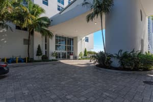 17301 Biscayne Boulevard 2308, North Miami Beach, FL 33160 - MLS#R11052841