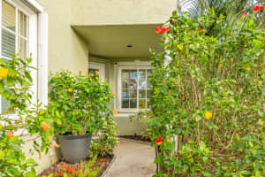 86 N Lakeshore Drive, Hypoluxo, FL 33462 Sold 08/04/25