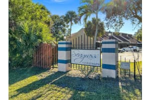 2432 Se Garden Terrace 703, Port Saint Lucie