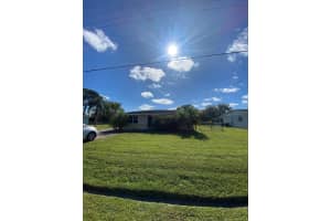 150 SW Lakehurst Drive, Port Saint Lucie, FL 34983 Sold 04/21/25