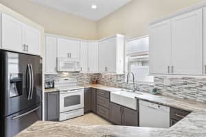 6790 Las Colinas Lane, Lake Worth, FL 33463 Sold 03/25/25