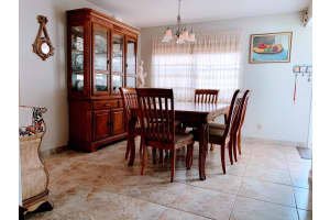 4140 NW 44th Avenue 405, Lauderdale Lakes, FL 33319 - MLS#R11052895