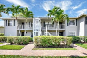10 Stratford Drive E A, Boynton Beach, FL 33436 Sold 07/23/25
