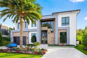510 NE 4th Lane, Boca Raton, FL 33432 - MLS#R11052929