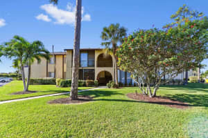 303 Pine Ridge Circle D-2, Greenacres, FL 33463 Sold 04/24/25