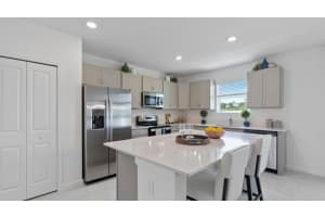 6433 Spanish Cedar Place, Fort Pierce, FL 34946 Sold 05/12/25