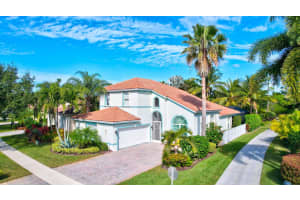 6840 SE Twin Oaks Circle, Stuart, FL 34997 Sold 06/25/25